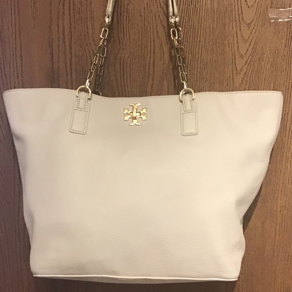 TORY BURCH CREAM TURNLOCK LARGE TOTE WITH DOUBLE CHAIN HANDLES
